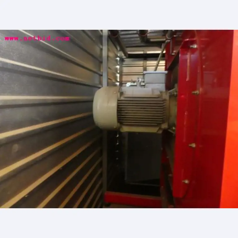 Well-maintained machines of agriculture / energy production-13