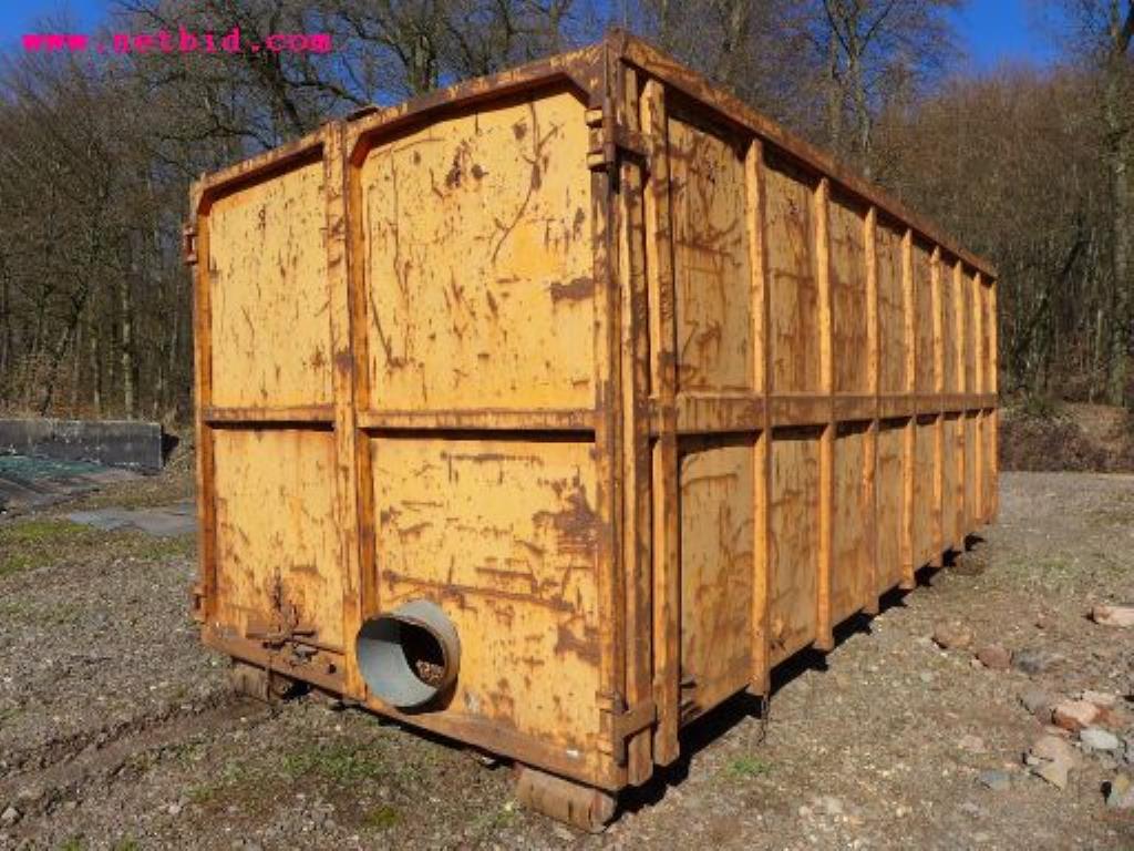 Well-maintained machines of agriculture / energy production-3