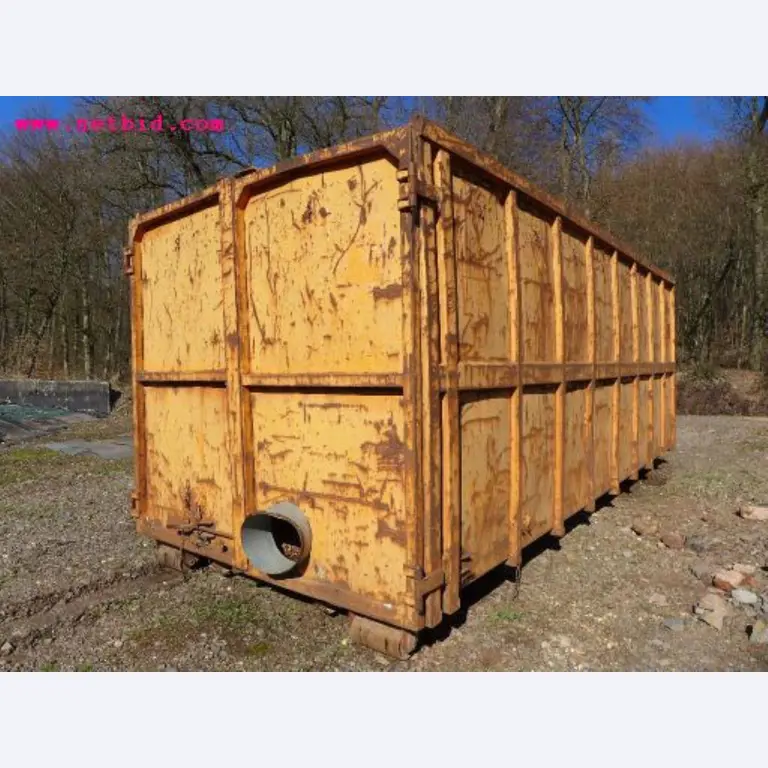 Well-maintained machines of agriculture / energy production-3