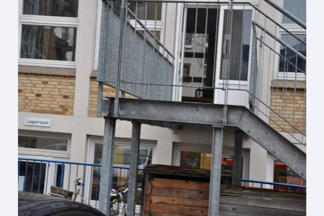 Werkstattausrüstung einer Lehrwerkstatt-11