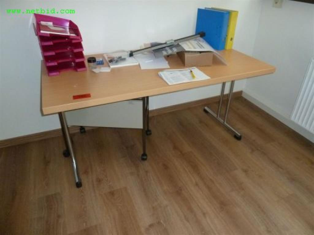 Gepflegte Betriebs- und Geschäftsausstattung<br>-1