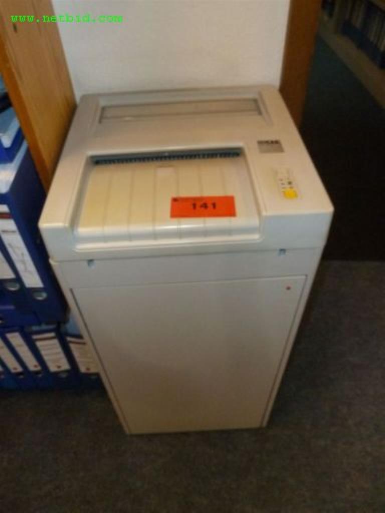 Gepflegte Betriebs- und Geschäftsausstattung<br>-8