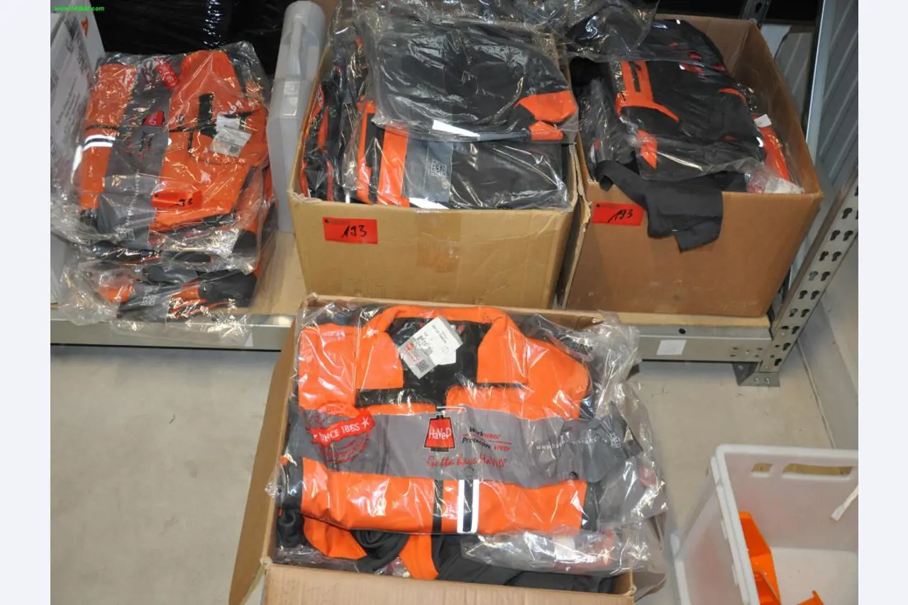 Máquinas, ferramentas, mercadorias / equipamento de oficina do ambiente<br> Comércio automóvel / serviço de pneus-1