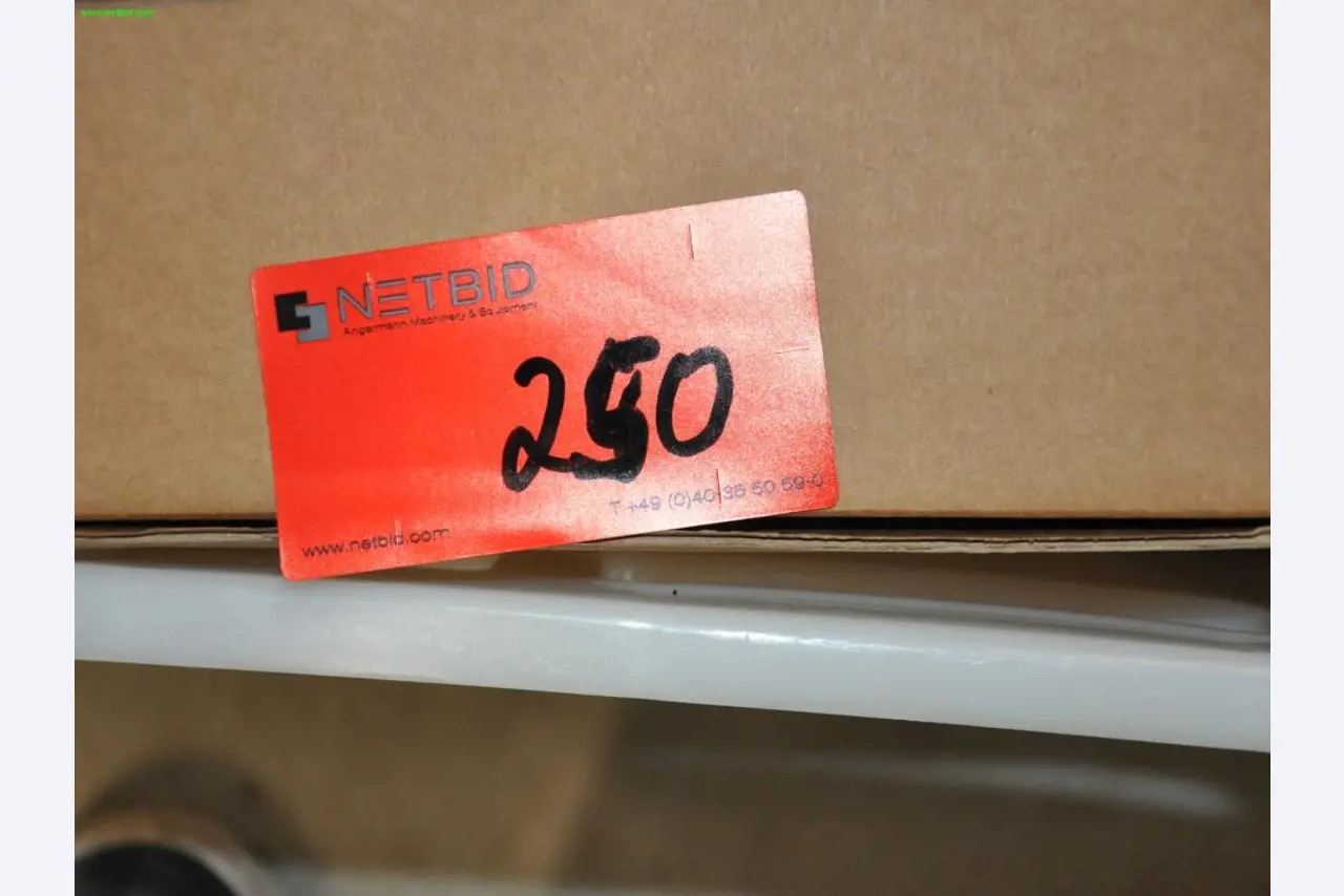 Máquinas, ferramentas, mercadorias / equipamento de oficina do ambiente<br> Comércio automóvel / serviço de pneus-2