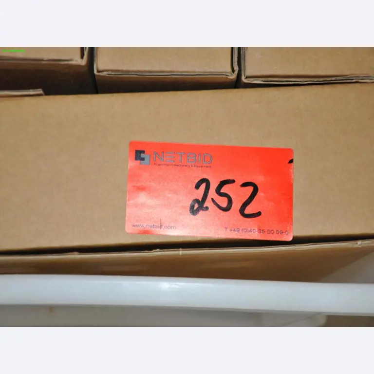 Máquinas, ferramentas, mercadorias / equipamento de oficina do ambiente<br> Comércio automóvel / serviço de pneus-2