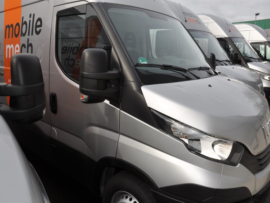 Machines, tools, merchandise / workshop equipment of the automobile sector / <br>tyre service-4