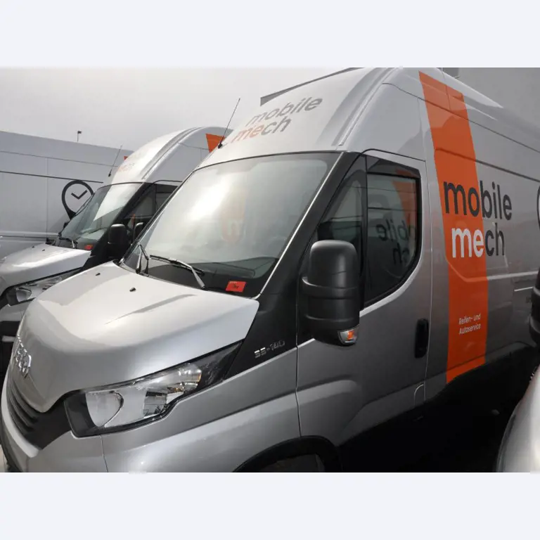 Machines, tools, merchandise / workshop equipment of the automobile sector / <br>tyre service-1