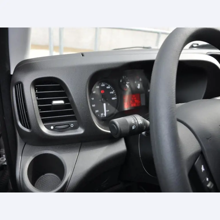 Machines, tools, merchandise / workshop equipment of the automobile sector / <br>tyre service-6