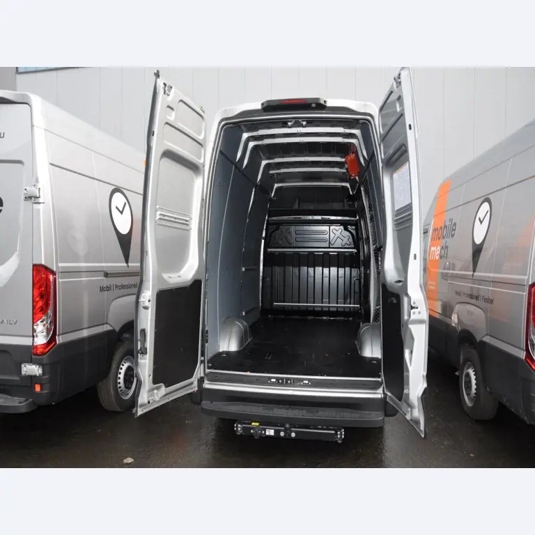 Machines, tools, merchandise / workshop equipment of the automobile sector / <br>tyre service-8