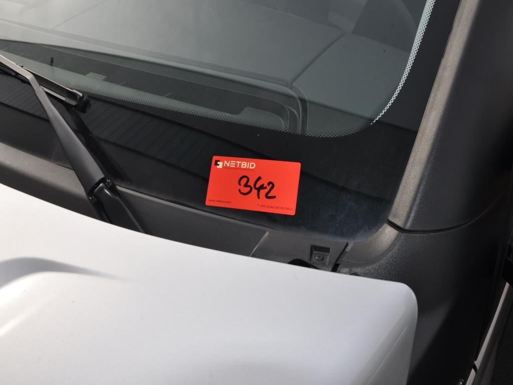 Machines, tools, merchandise / workshop equipment of the automobile sector / <br>tyre service-16