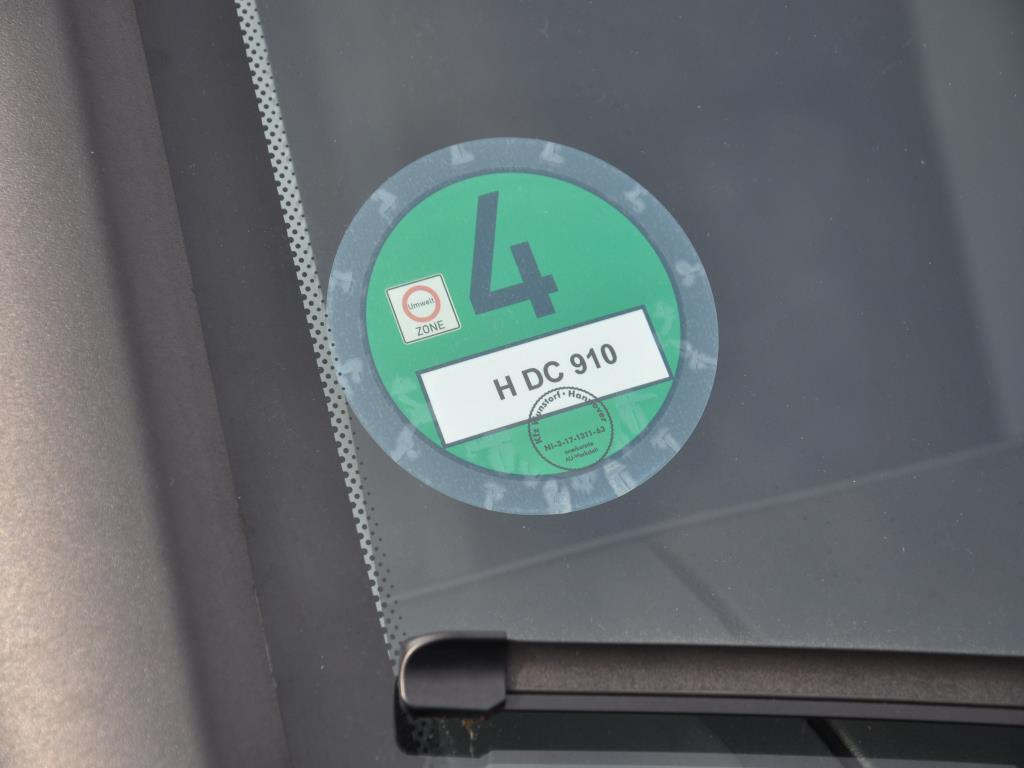 Machines, tools, merchandise / workshop equipment of the automobile sector / <br>tyre service-2