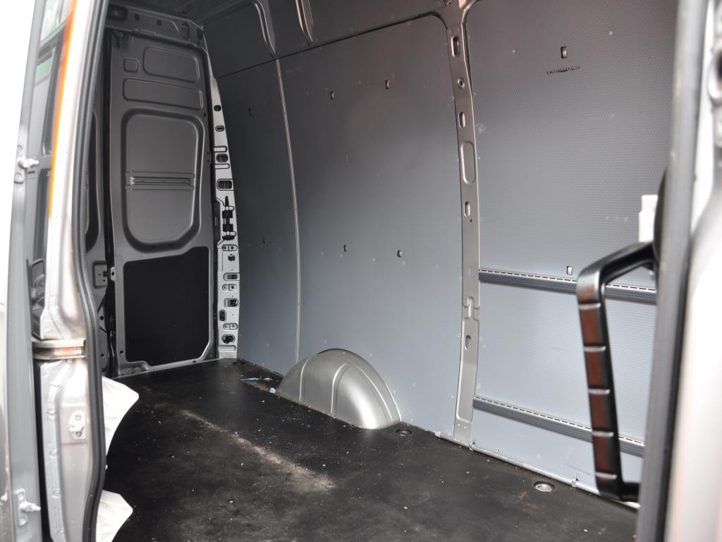 Machines, tools, merchandise / workshop equipment of the automobile sector / <br>tyre service-5