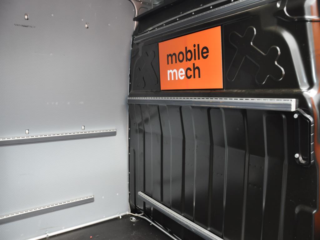 Machines, tools, merchandise / workshop equipment of the automobile sector / <br>tyre service-6