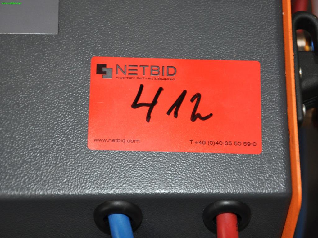 Maschinen, Werkzeuge, Handelsware / Werkstattausrüstung aus dem Umfeld<br> KFZ-Handwerk / Reifendienst-2