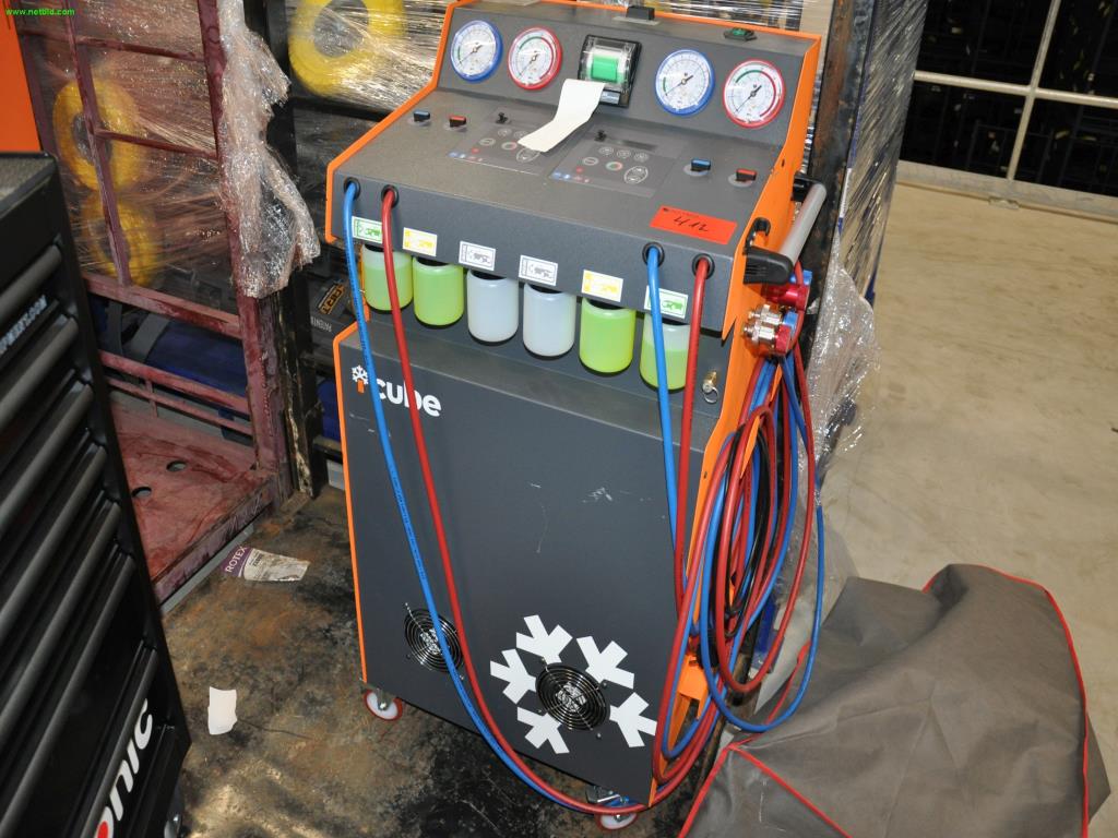 Maschinen, Werkzeuge, Handelsware / Werkstattausrüstung aus dem Umfeld<br> KFZ-Handwerk / Reifendienst-1