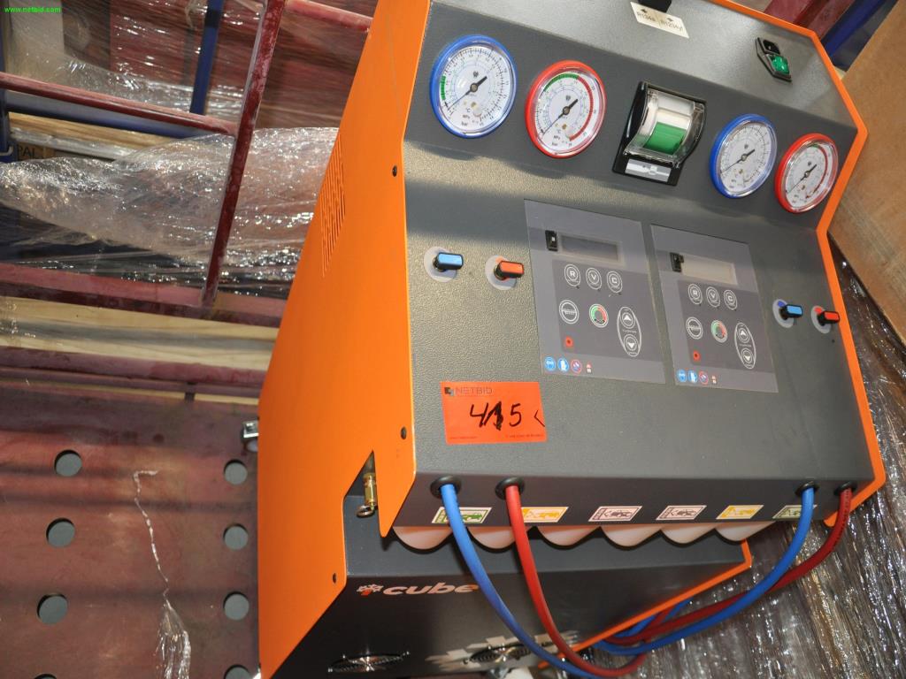 Maschinen, Werkzeuge, Handelsware / Werkstattausrüstung aus dem Umfeld<br> KFZ-Handwerk / Reifendienst-1