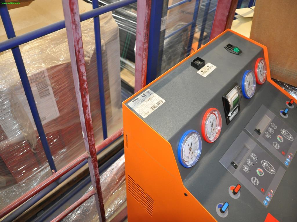 Maschinen, Werkzeuge, Handelsware / Werkstattausrüstung aus dem Umfeld<br> KFZ-Handwerk / Reifendienst-3