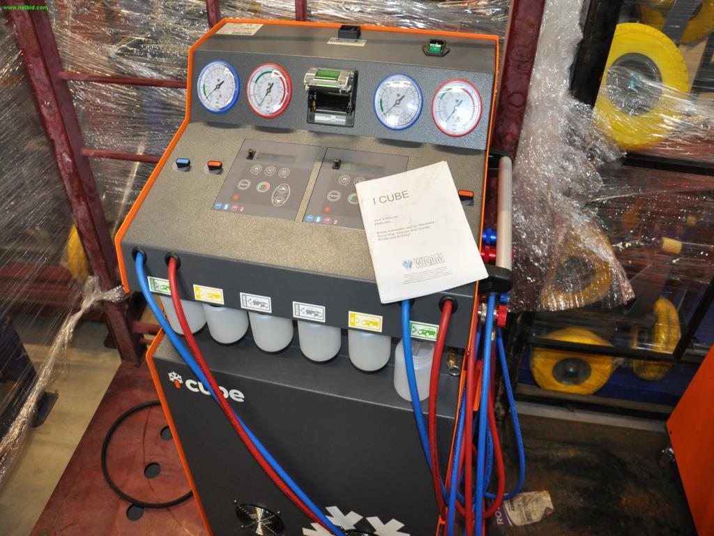 Machines, outils, produits commerciaux / équipement d'atelier de l'environnement<br> Artisanat automobile / service de pneus-1