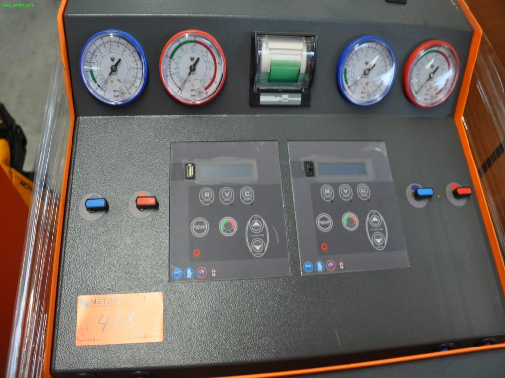 Maschinen, Werkzeuge, Handelsware / Werkstattausrüstung aus dem Umfeld<br> KFZ-Handwerk / Reifendienst-4