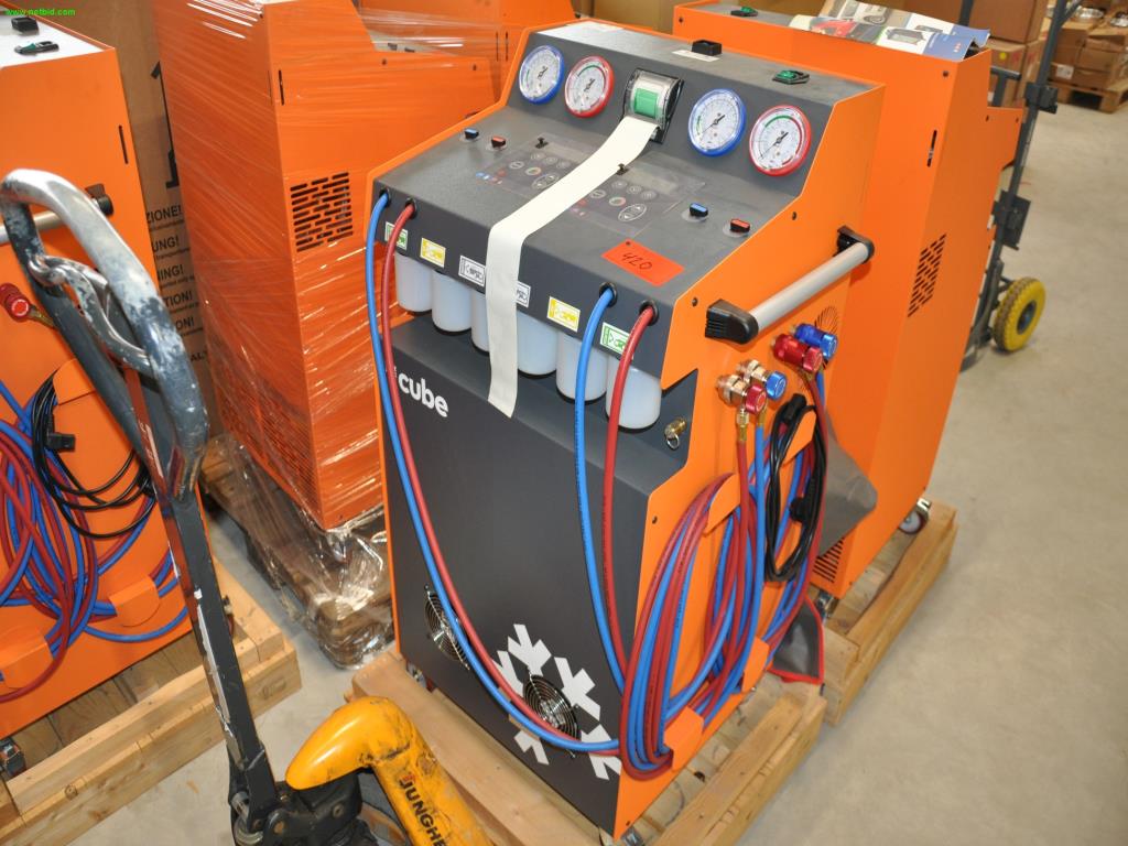 Maschinen, Werkzeuge, Handelsware / Werkstattausrüstung aus dem Umfeld<br> KFZ-Handwerk / Reifendienst-4