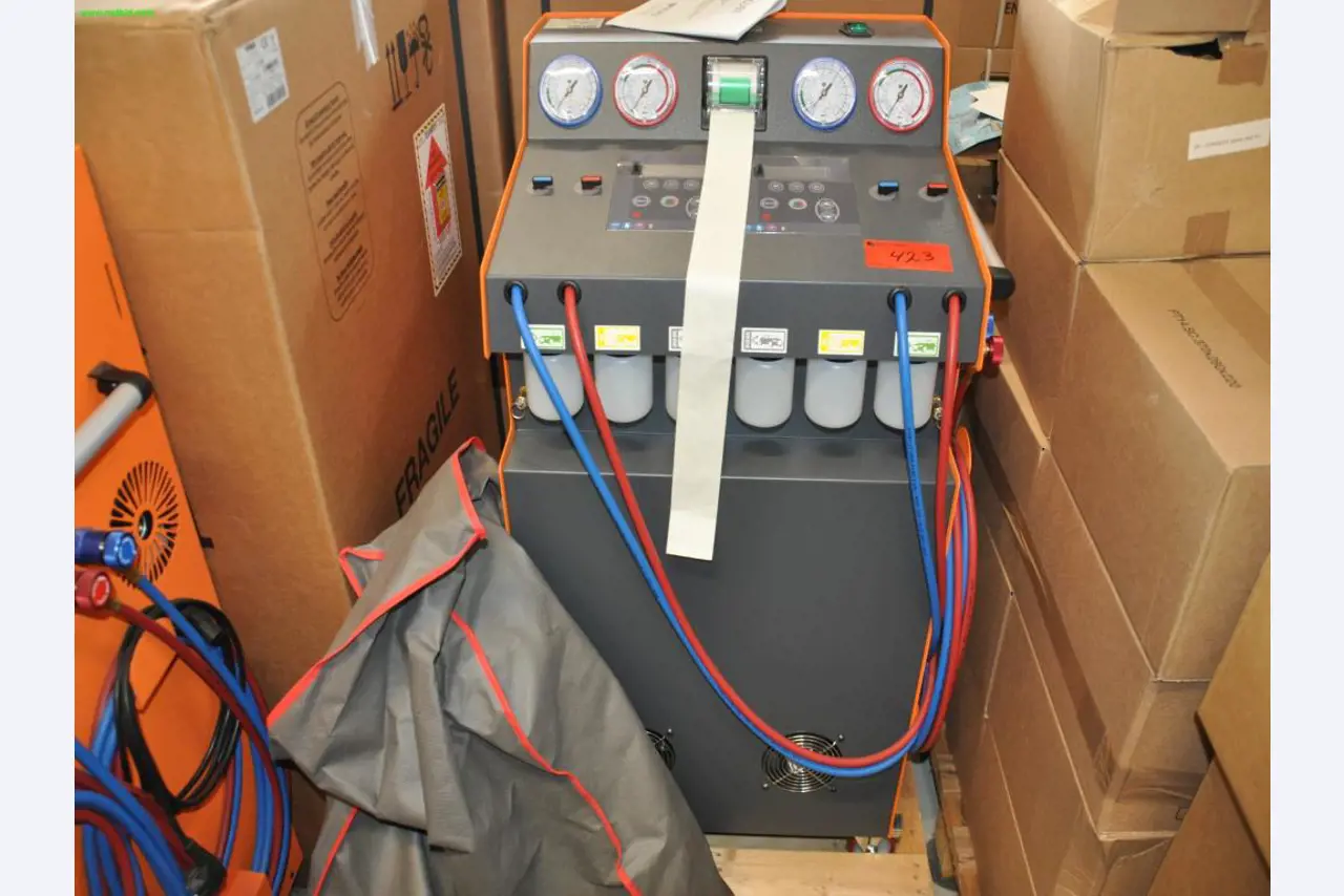 Máquinas, ferramentas, mercadorias / equipamento de oficina do ambiente<br> Comércio automóvel / serviço de pneus-4