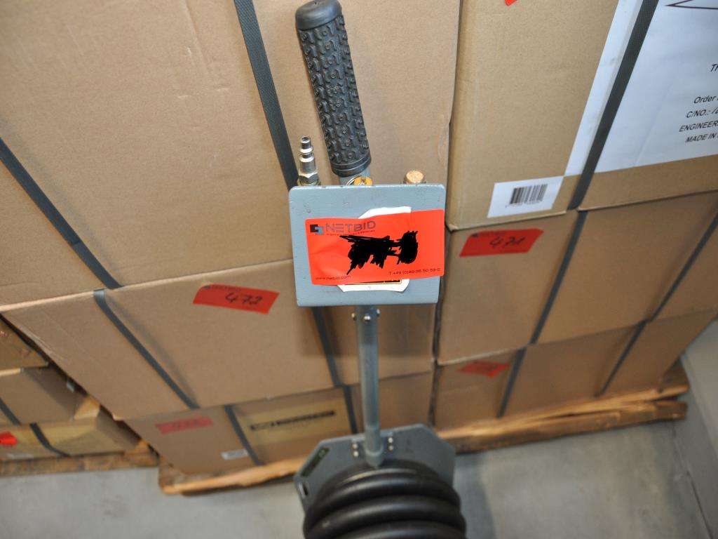 Machines, outils, produits commerciaux / équipement d'atelier de l'environnement<br> Artisanat automobile / service de pneus-3