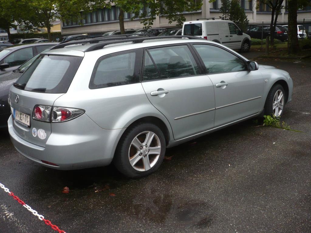 Vehicle fleet of freight forwarder-2