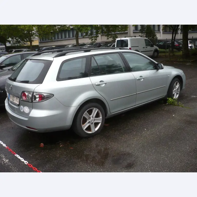 Vehicle fleet of freight forwarder-2