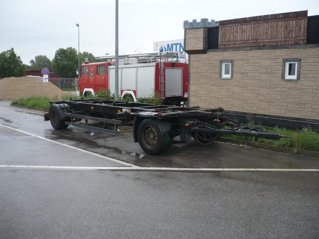 Vehicle fleet of freight forwarder-1