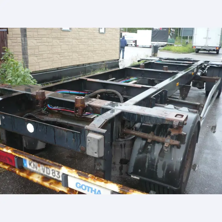 Vehicle fleet of freight forwarder-2