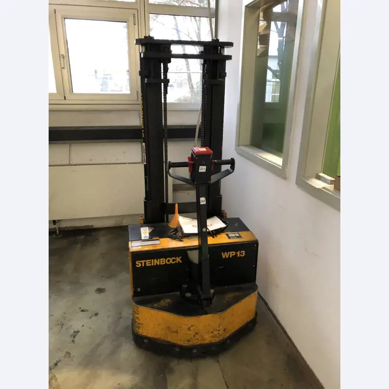 no longer required machinery / equipment from a training workshop-1