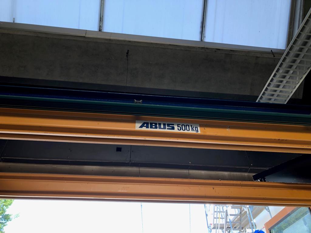 no longer required machinery / equipment from a training workshop-2