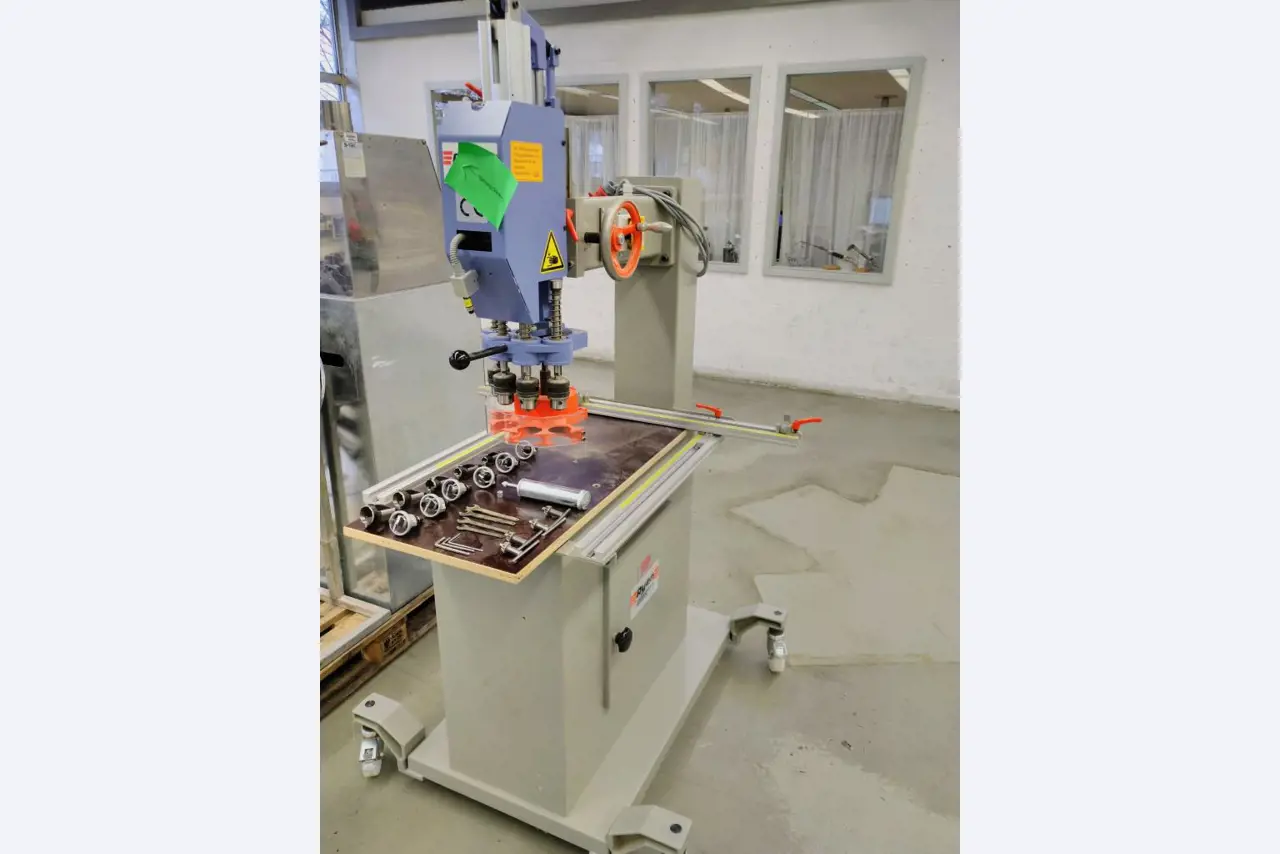 no longer required machinery / equipment from a training workshop-1
