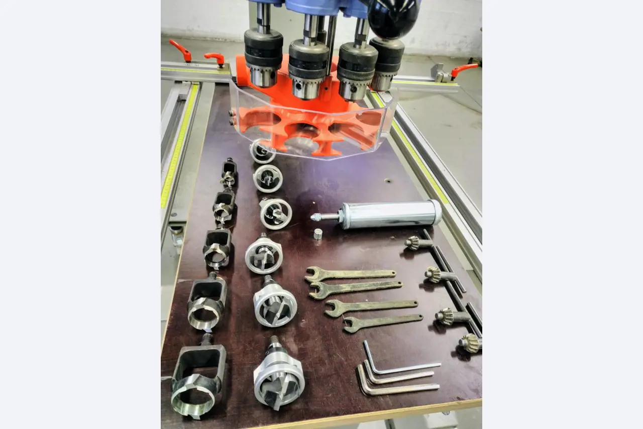 no longer required machinery / equipment from a training workshop-2