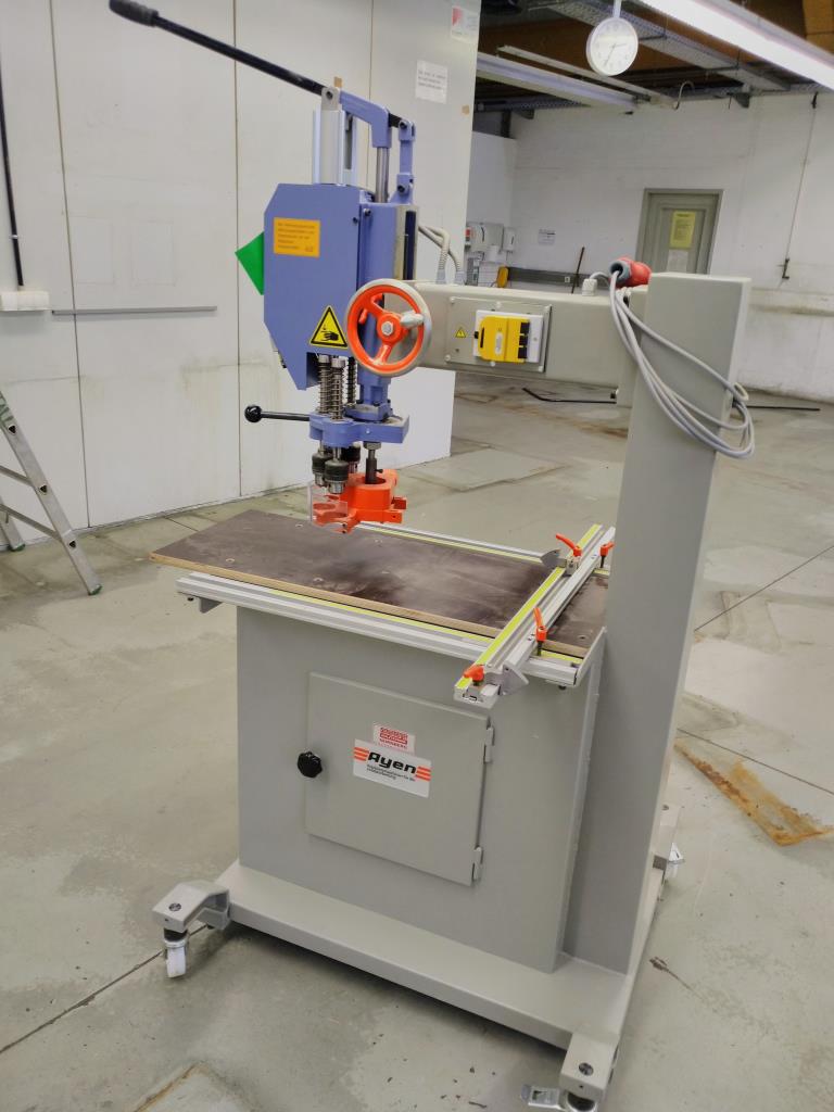 no longer required machinery / equipment from a training workshop-7