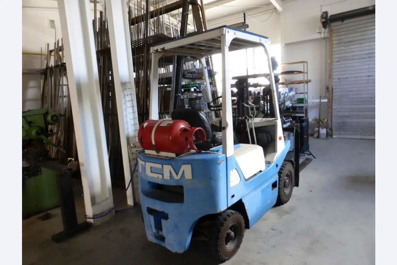 Plant and machinery out of the metalworking sector and  mechanical engineering sector-2