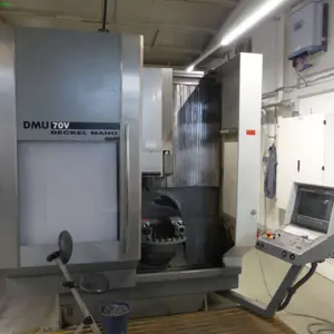 CNC machining center Deckel-MAHO DMU70V