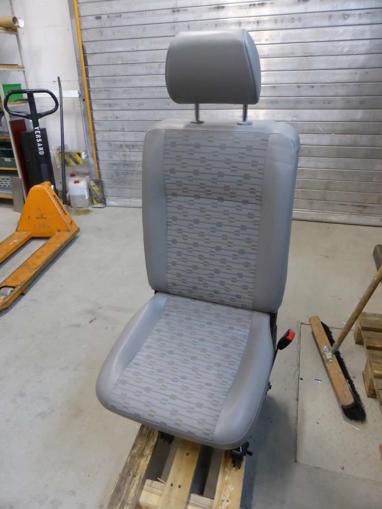 Maschinen und Anlagen aus dem Bereich Metallbearbeitung und Maschinenbau-13