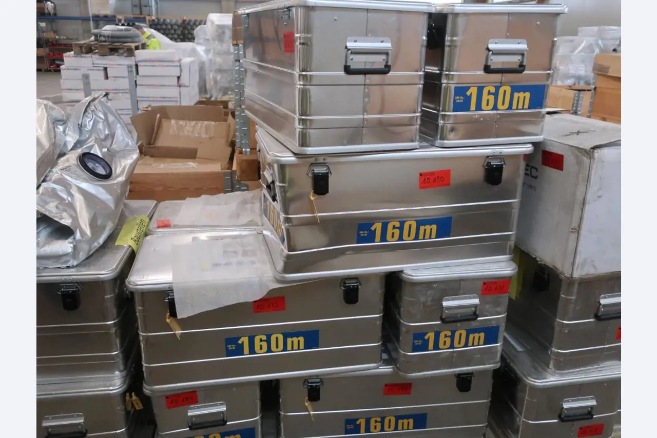 Sale of the no longer needed assets formerly used by an international manufacturer of wind turbines
-1