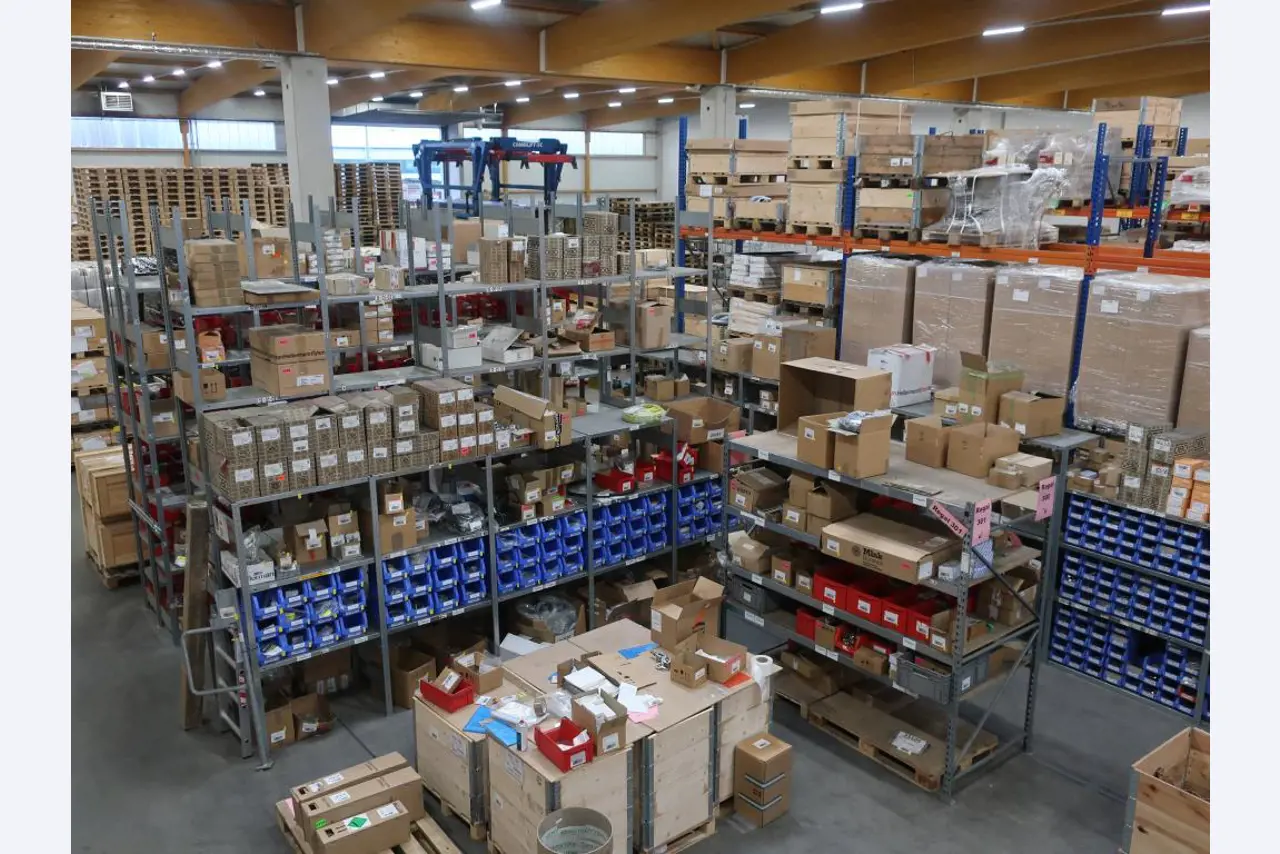 Sale of the no longer needed assets formerly used by an international manufacturer of wind turbines-3