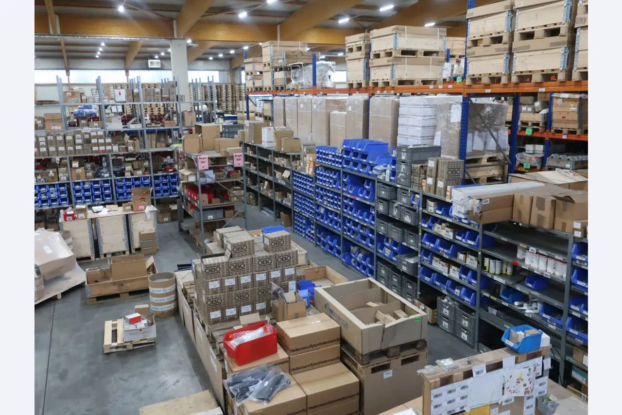 Sale of the no longer needed assets formerly used by an international manufacturer of wind turbines-6