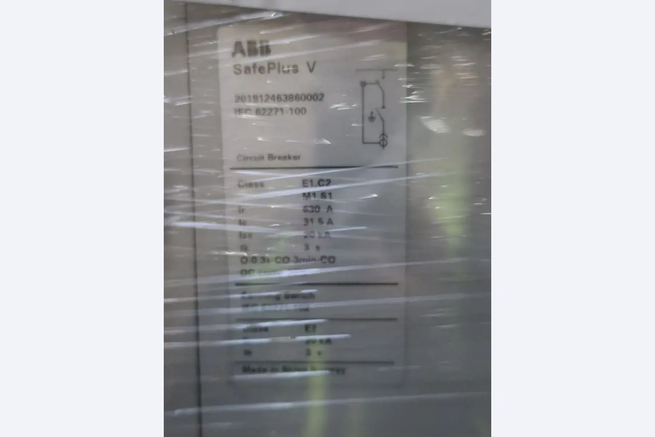 Commercialisation des actifs libérés par un fabricant international d'éoliennes
-4