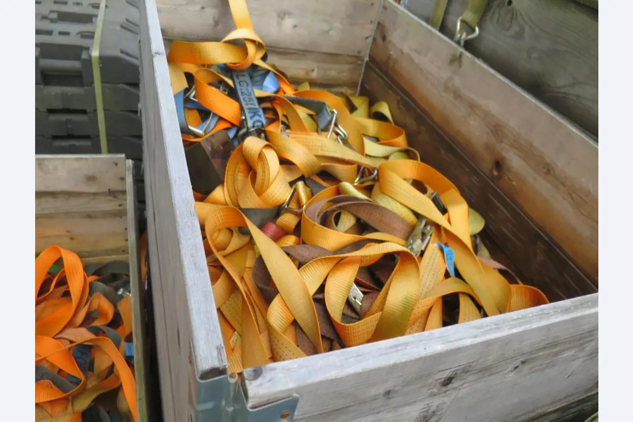 Sale of the no longer needed assets formerly used by an international manufacturer of wind turbines-2