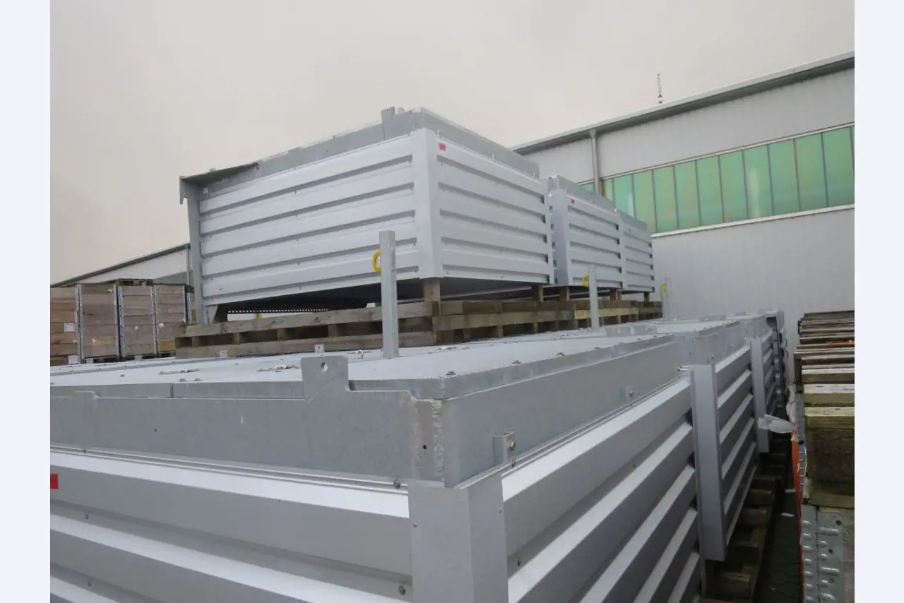 Sale of the no longer needed assets formerly used by an international manufacturer of wind turbines
-1