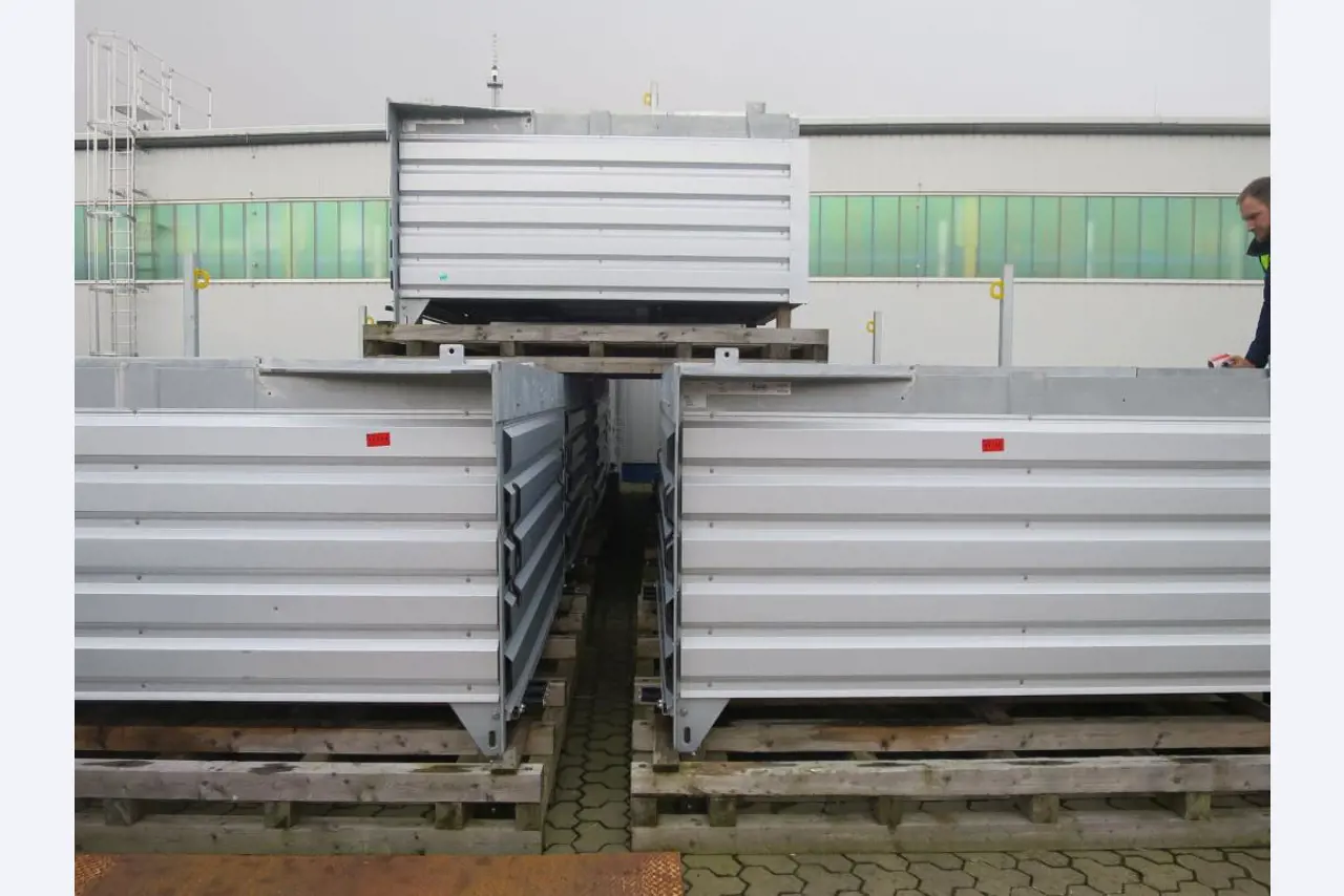 Sale of the no longer needed assets formerly used by an international manufacturer of wind turbines
-2