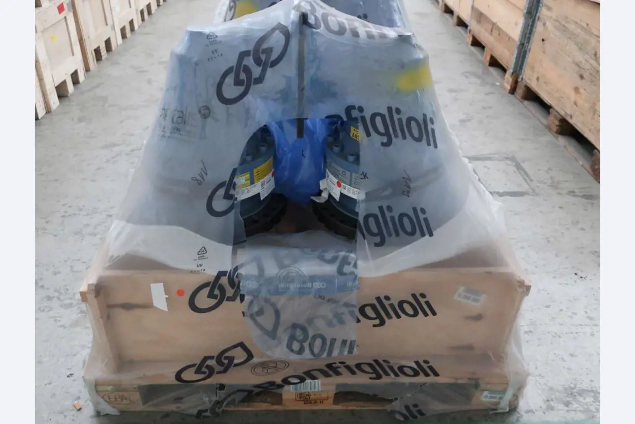 Sale of the no longer needed assets formerly used by an international manufacturer of wind turbines
-1