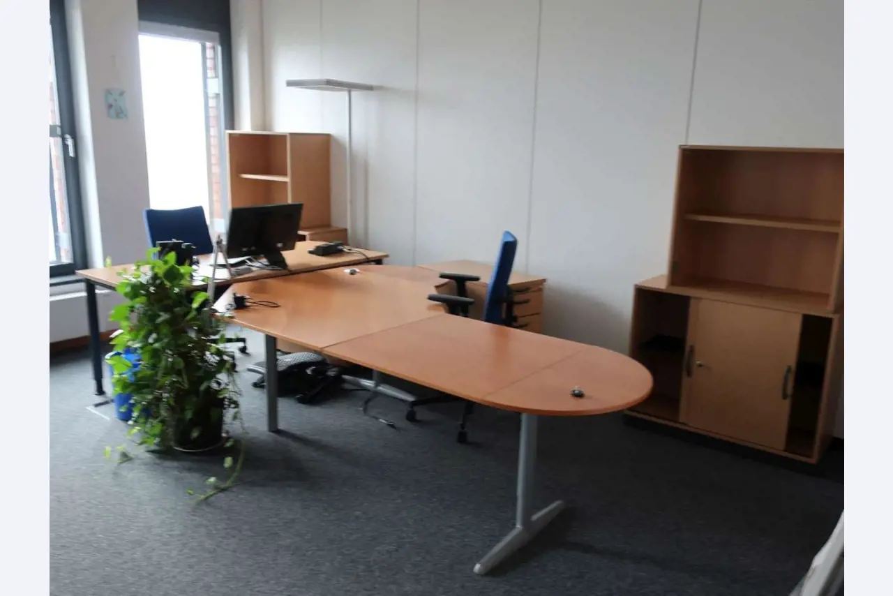 Sale of the no longer needed assets formerly used by an international manufacturer of wind turbines-4