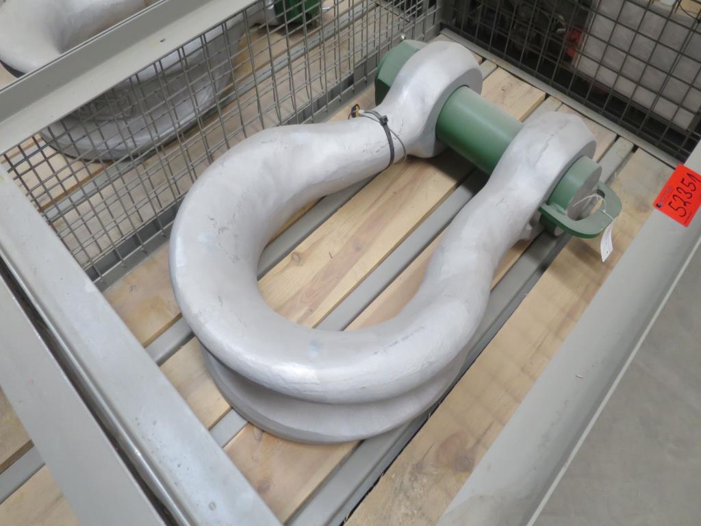 Sale of the no longer needed assets formerly used by an international manufacturer of wind turbines

-3