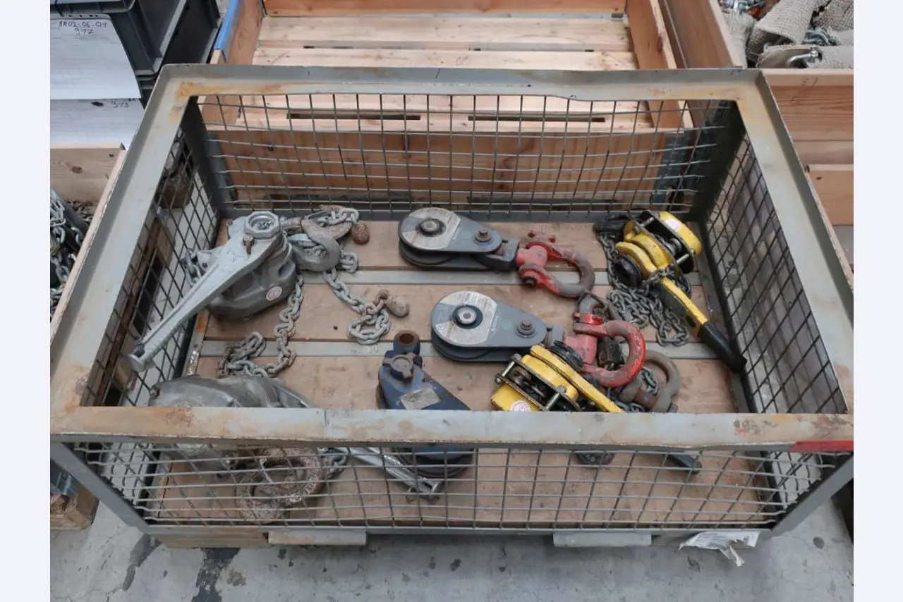 Vermarktung der freiwerdenden Assets eines internationalen Herstellers von Windenergieanlagen
-1