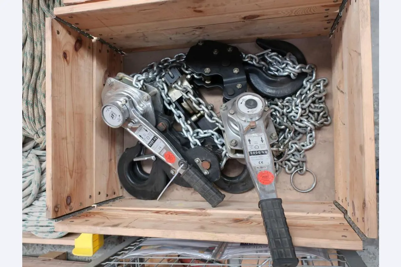 Vermarktung der freiwerdenden Assets eines internationalen Herstellers von Windenergieanlagen
-1